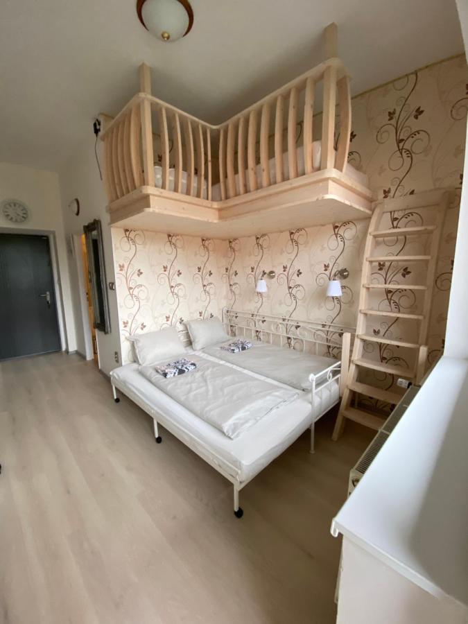Apartman Slapy-Zdan Exterior foto